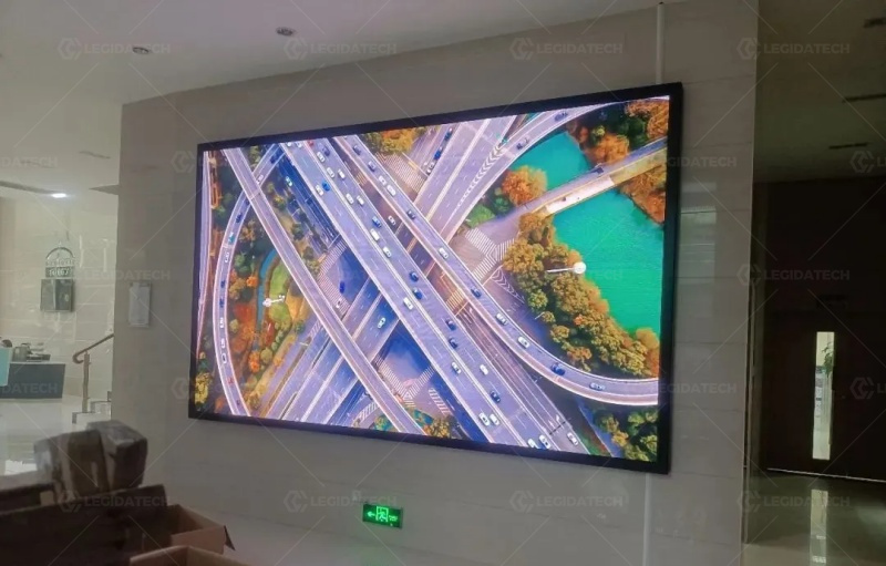 Slim LED screen 5