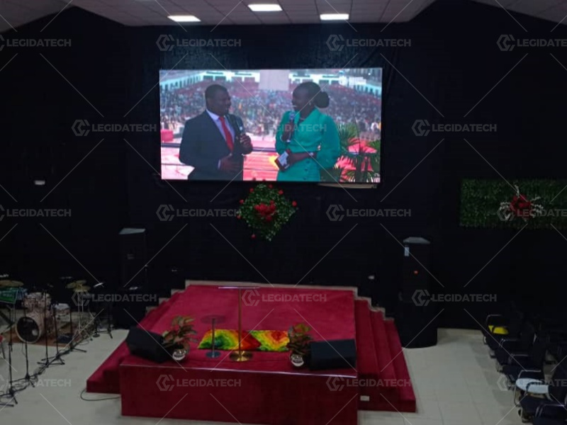 4.8x2.4meters Small-Pitch indoor LED Display