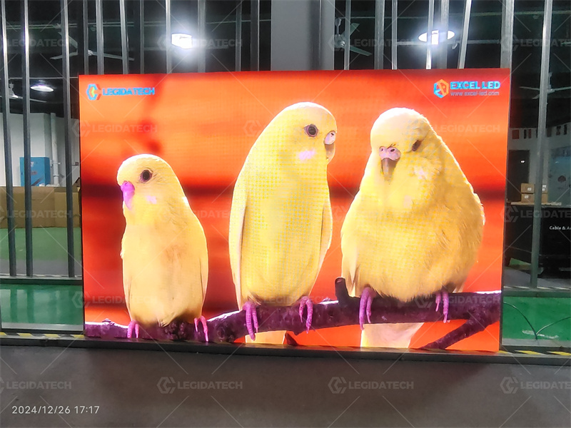 High-definition and energy-saving LED screen —— ehonor series