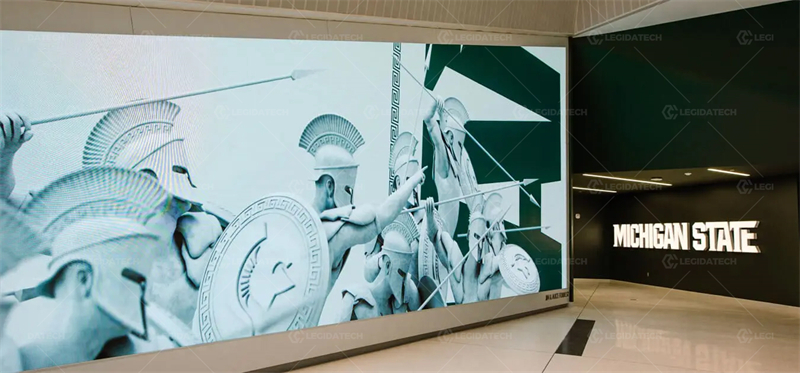 interactive-led-board-education-conference-room.jpg 拷贝
