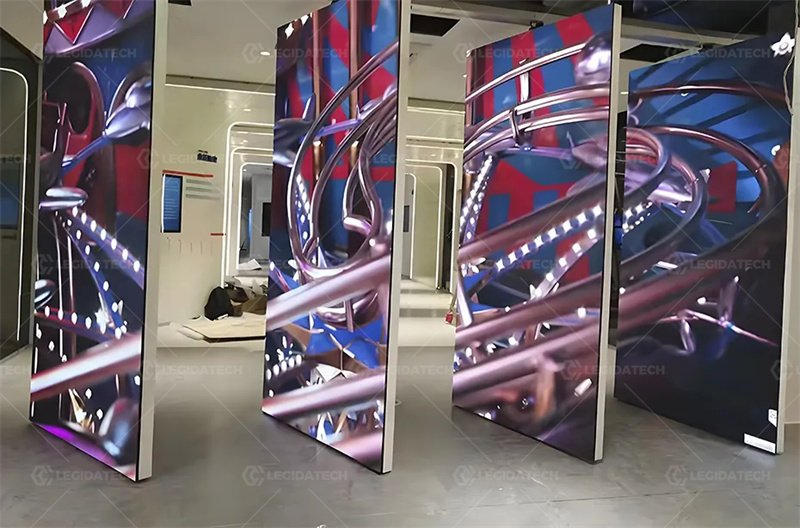 Dynamic Color Display What advantages do dynamic creative LED displays have over solid-state ...