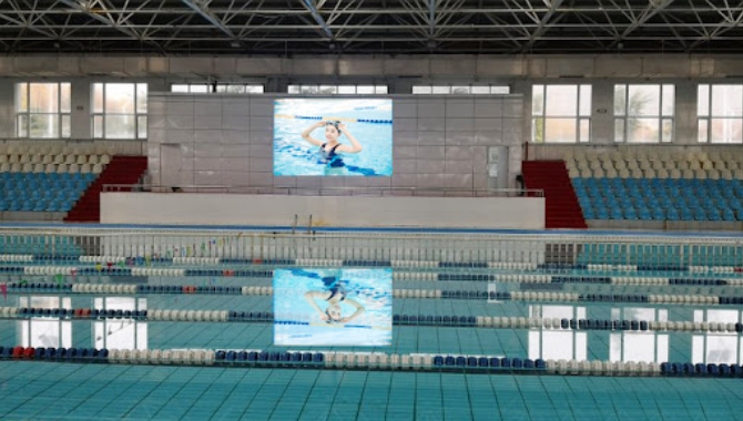 LED Screen for Swimming Applications