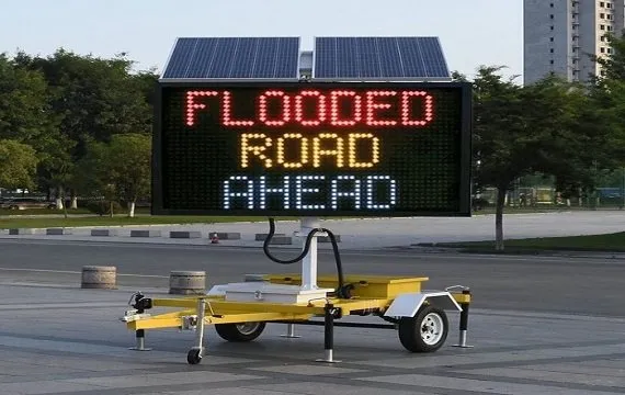 4-VMS-Trailer-LED-Screen