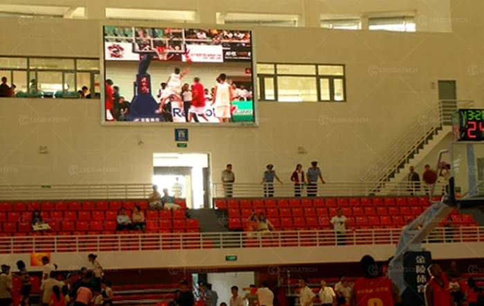 شاشة LED للملعب (1)