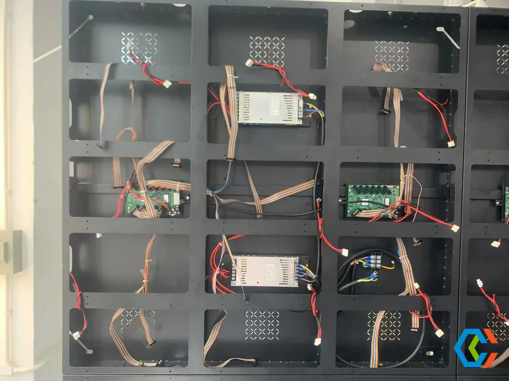 Iron LED cabinet 1430x1005mm P1.86 wiring side for Gucci store Vietnam project