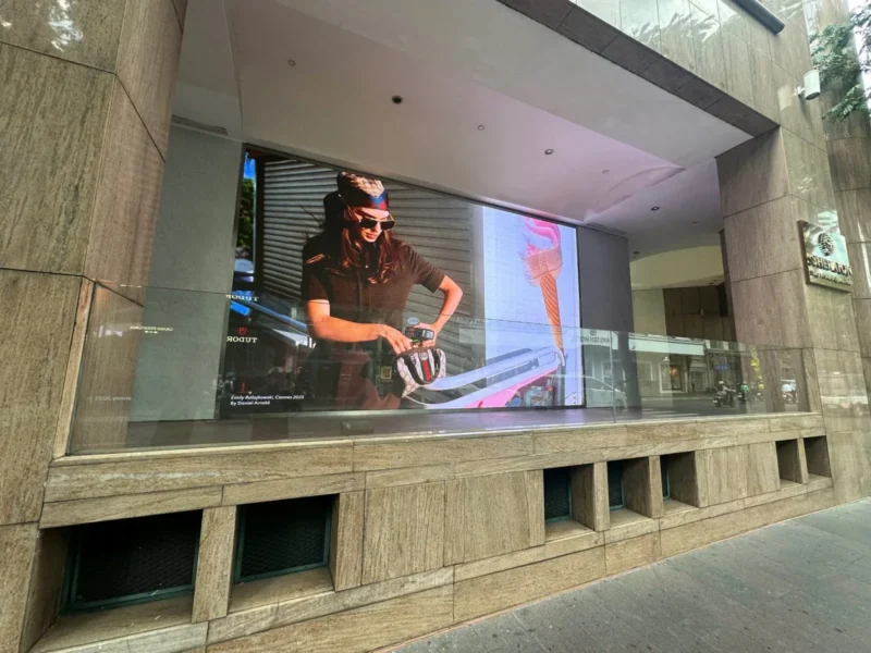 Outdoor advertising LED screen supplied for a Gucci store in Vietnam by LEGIDATECH