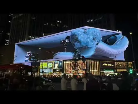 Naked-eye 3D LED billboard built by LEGIDATECH in Mexico