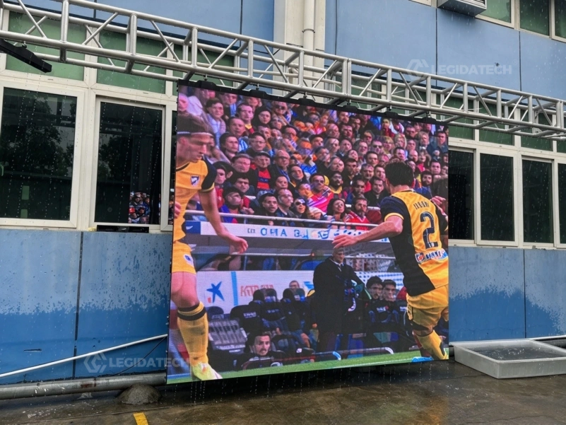 AF1000 500x1000mm rental LED display cabinets on aging test racks inside the factory
