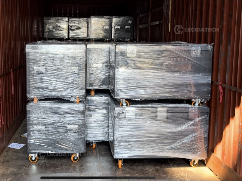 AF1000 500x1000mm rental LED display cabinets packed in flight cases in a truck