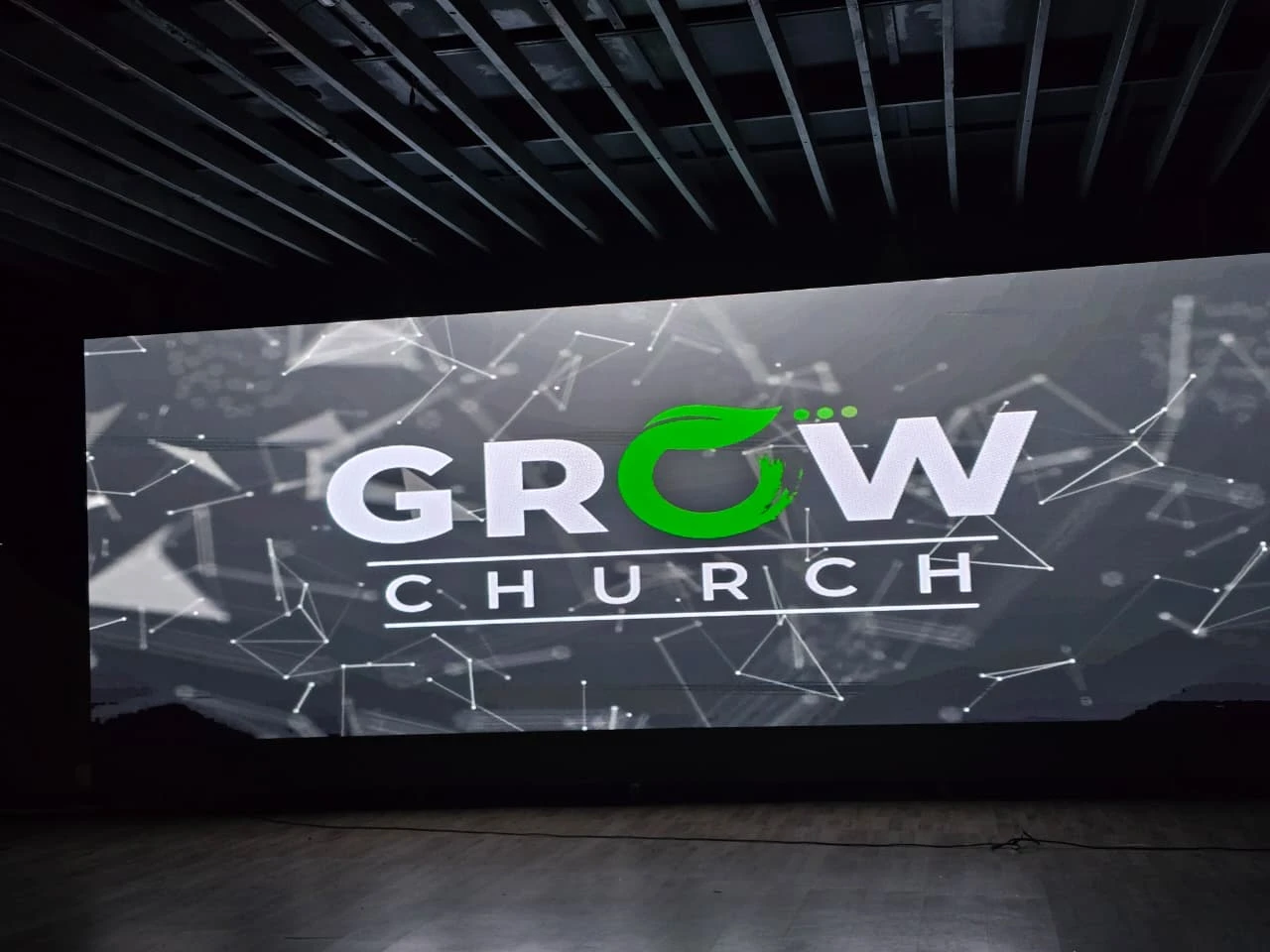 GROW Church South Africa P2.5 indoor LED screen by Ehonor Series showing the church logo on stage